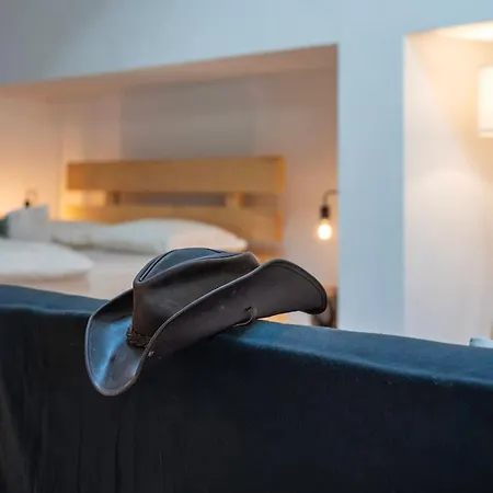 Horse Whispering Ranch Apartma