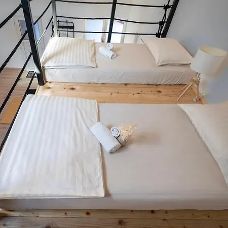 Horse Whispering Ranch Apartma アパート